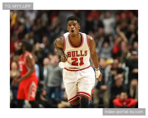 吉米·巴特勒经验发挥作用 关键罚球与防守显价值